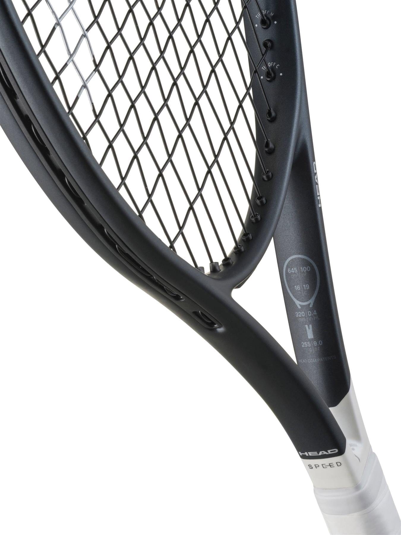 Close-up of the HEAD Speed Junior 26 2026 Tennis Racket frame and strings, featuring technical specs inside the throat and a white handle. Ideal for young players seeking precision. Brand: HEAD.